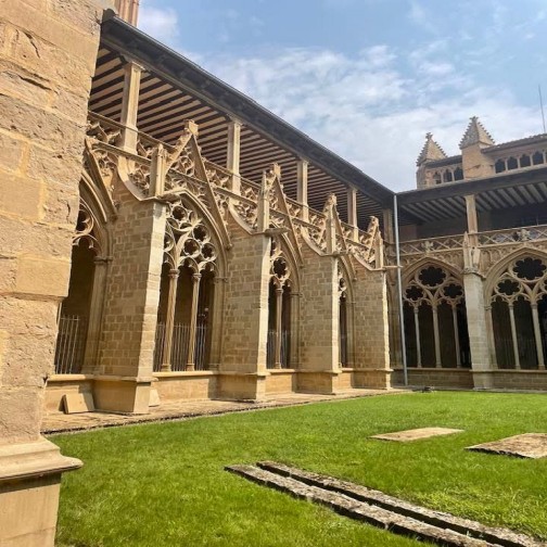 Jardín de la Catedral Pamplona-Navarra-España2025_I